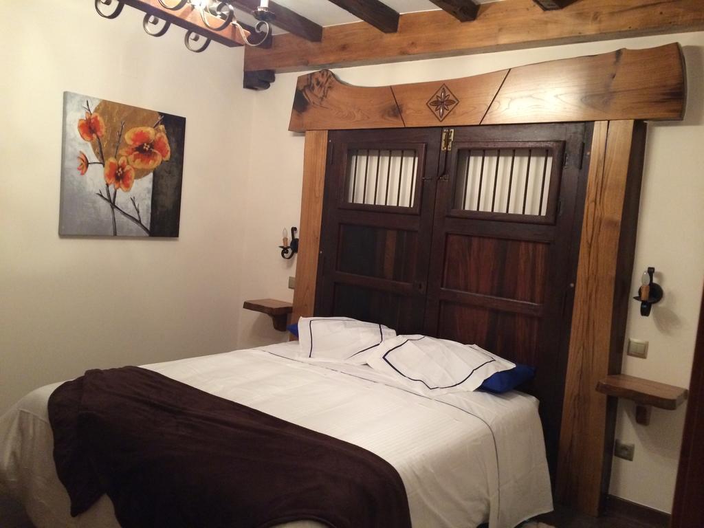 Posada El Molino De Cadalso Сереседа Номер фото